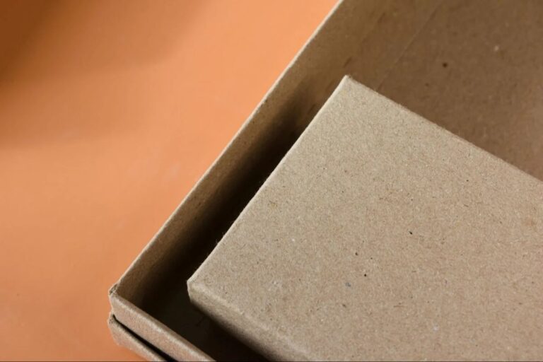 Free shipping in ecommerce: Tactics to boost sales and AOV